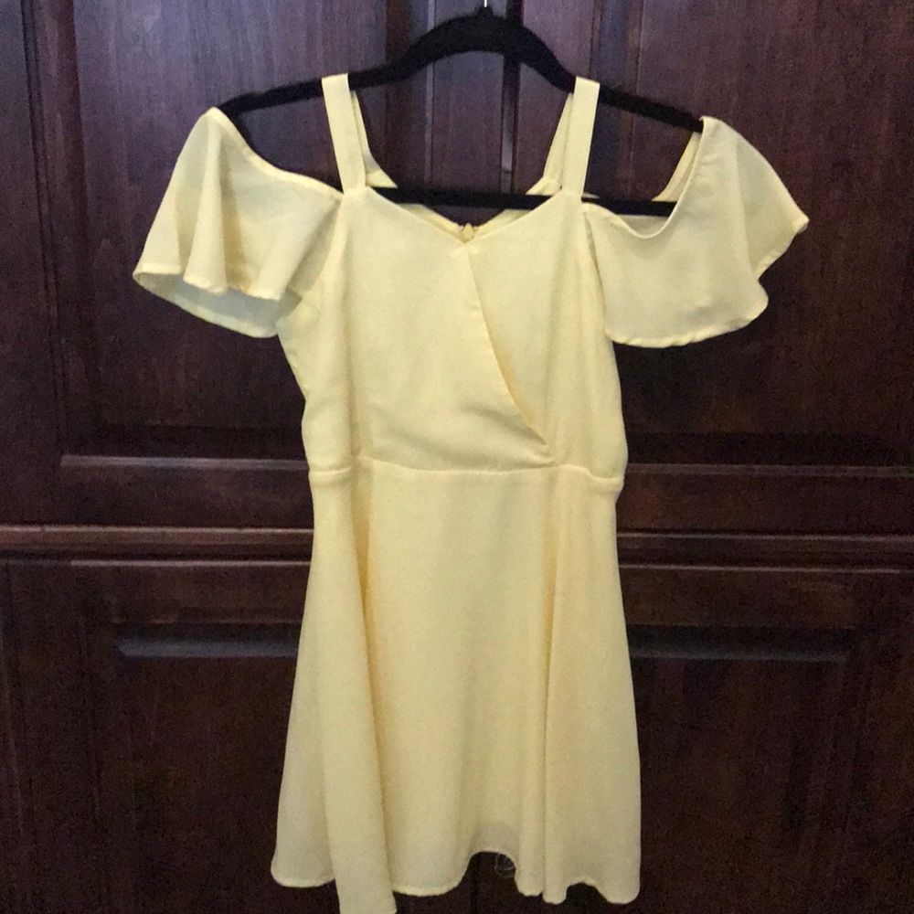 Girls dress